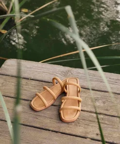 Footwear^Christy Dawn The Monroe Sandal Walnut Leather