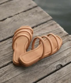 Footwear^Christy Dawn The Monroe Sandal Walnut Leather